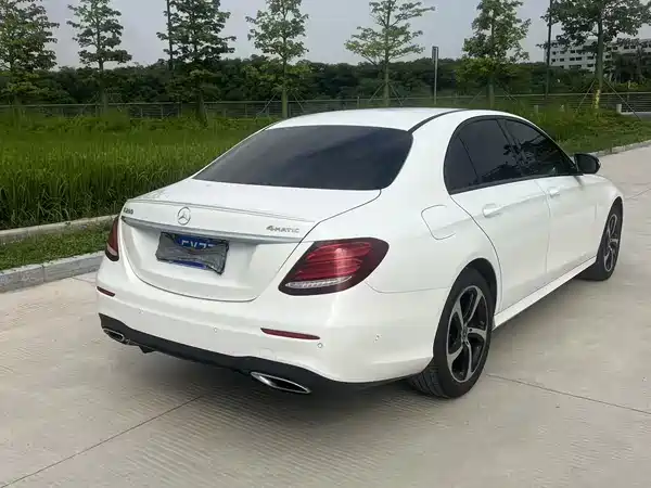 Mercedes-Benz E-Class 2018