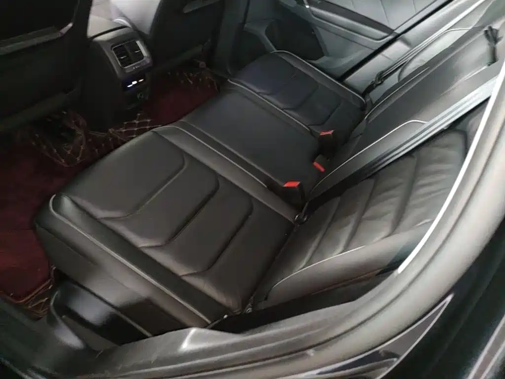Volkswagen Tiguan 2017 — фото 17