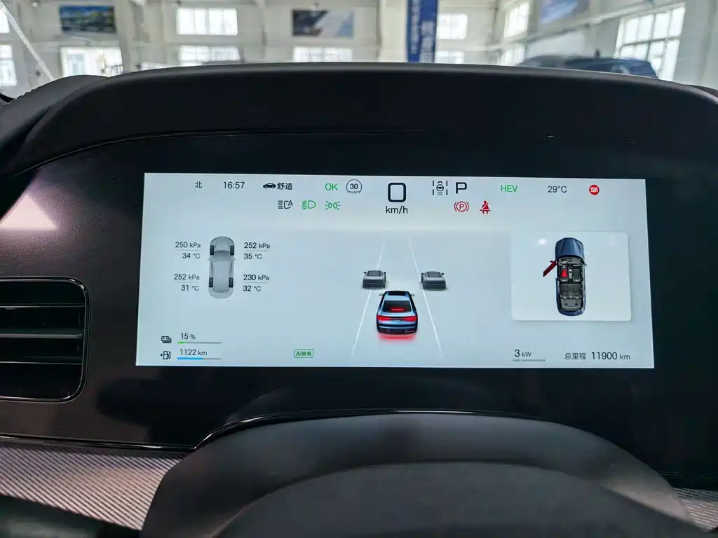BYD Seal 07 DM-i 2025 — фото 9