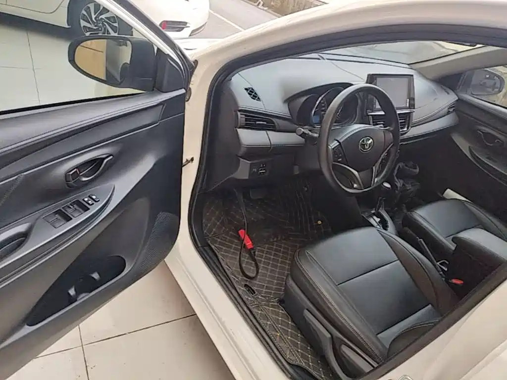 Toyota Vios 2022 — фото 16