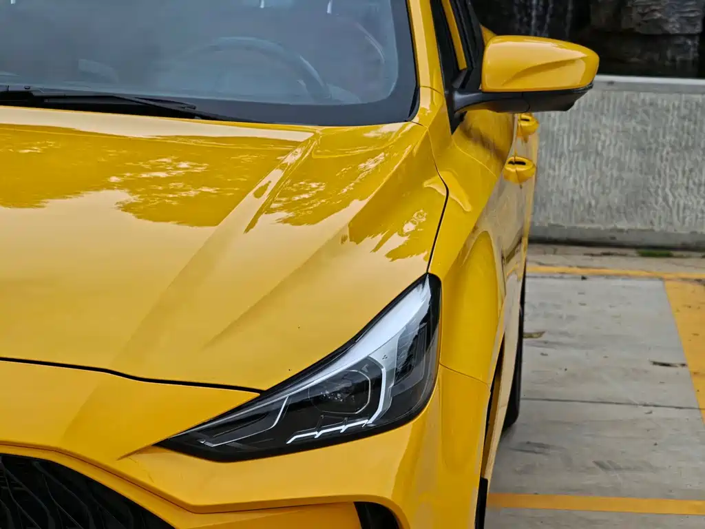 MG MG5 2021