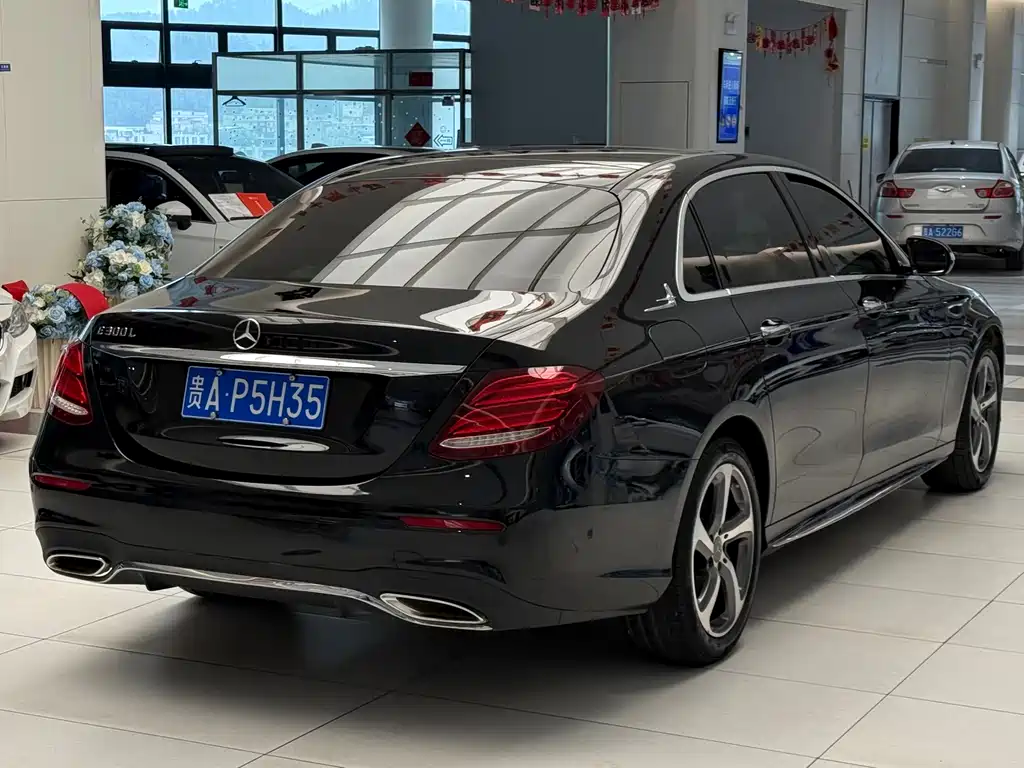 Mercedes-Benz E-Class 2019 — фото 6