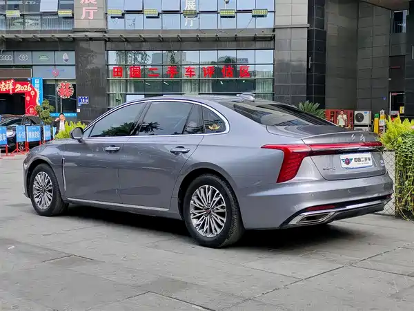 Hongqi H5 2023