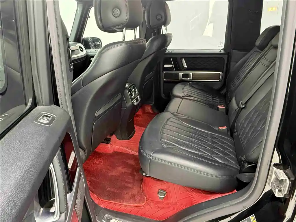 Mercedes-Benz G-Class 2018 — фото 16