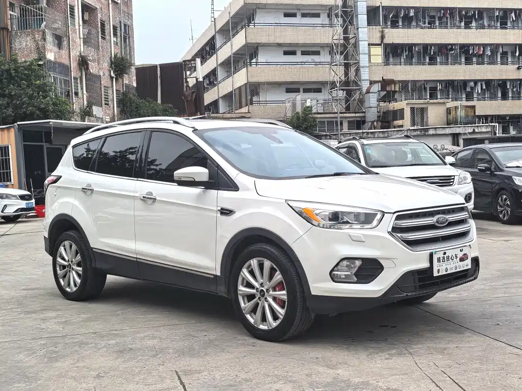 Ford Kuga 2017 — фото 3