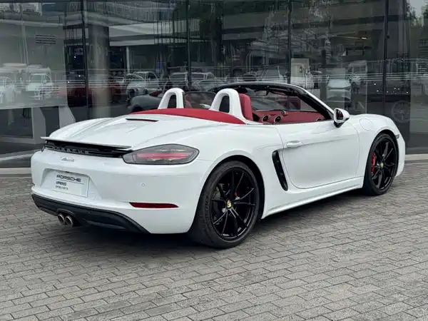 Porsche 718 2022