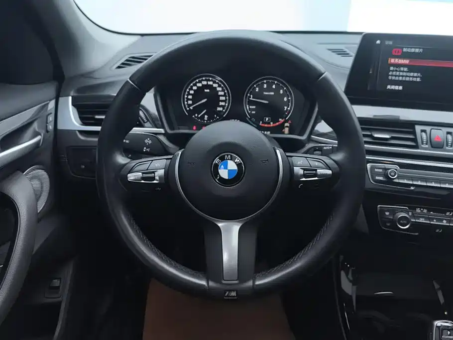 BMW X1 2022 — фото 15