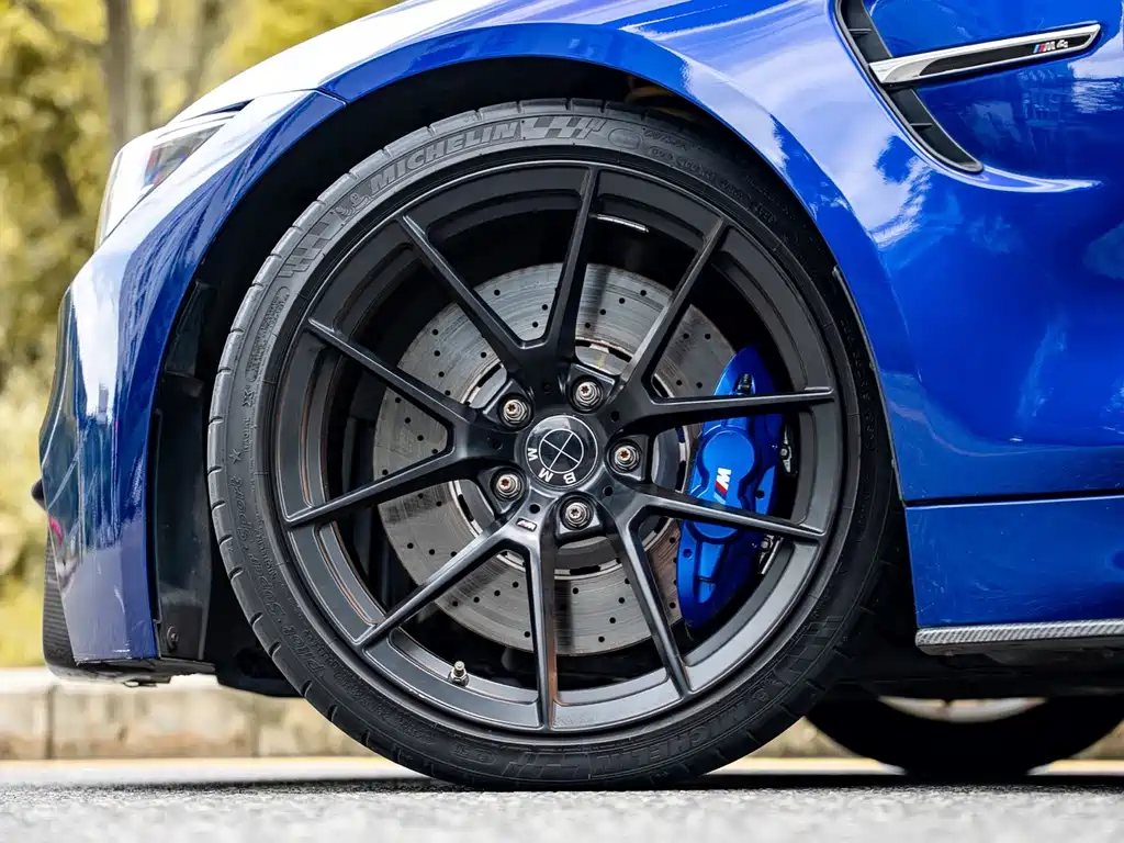 BMW M4 2019 — фото 16