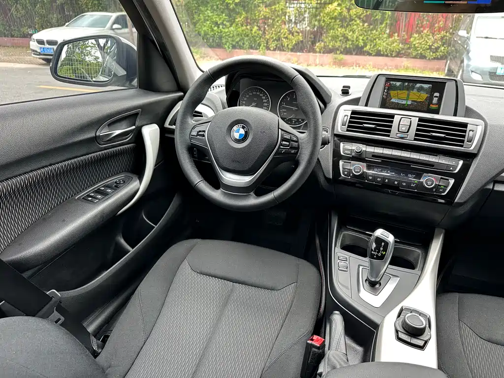 BMW 1 Series 2016 — фото 16