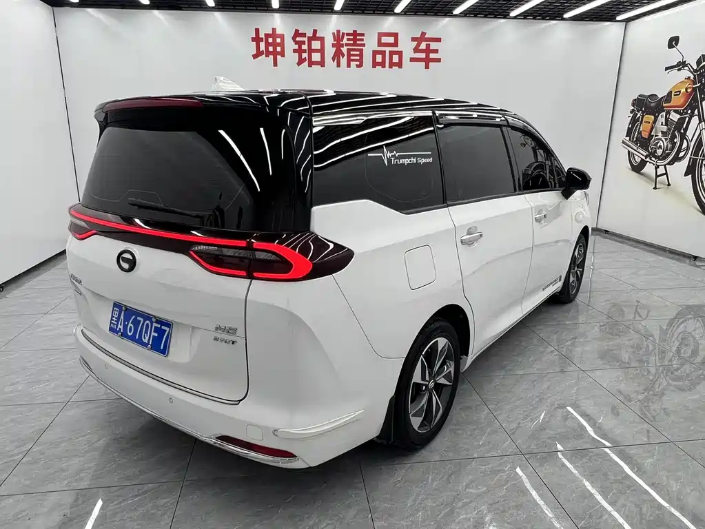 GAC Motor Trumpchi M6 2022 — фото 3