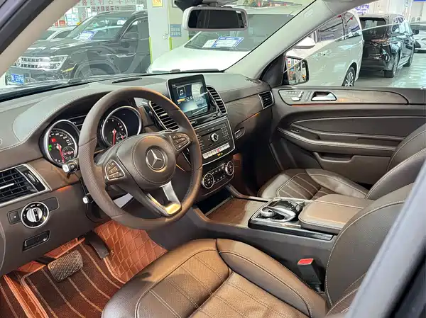 Mercedes-Benz GLS 2016