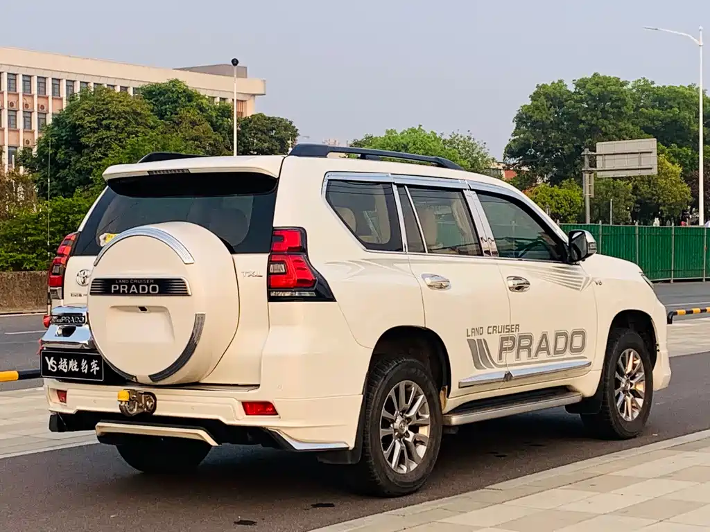 Toyota Prado 2019 — фото 5