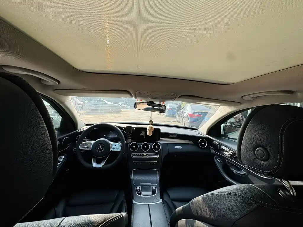Mercedes-Benz C-Class 2021