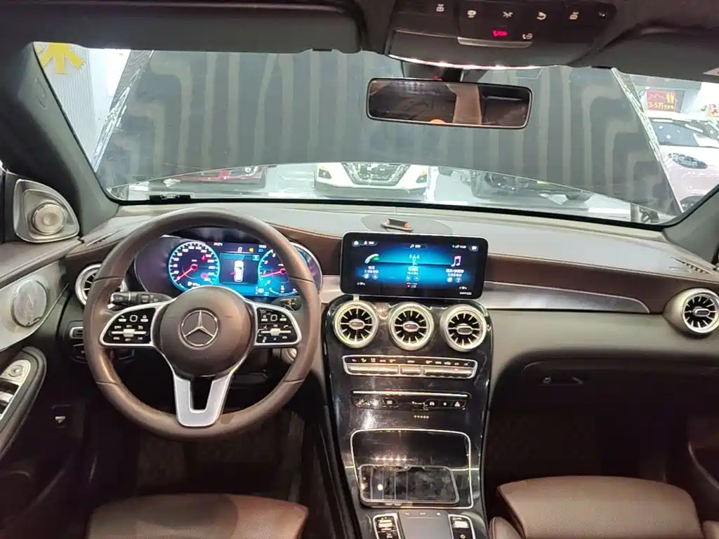 Mercedes-Benz GLC 2020 — фото 10