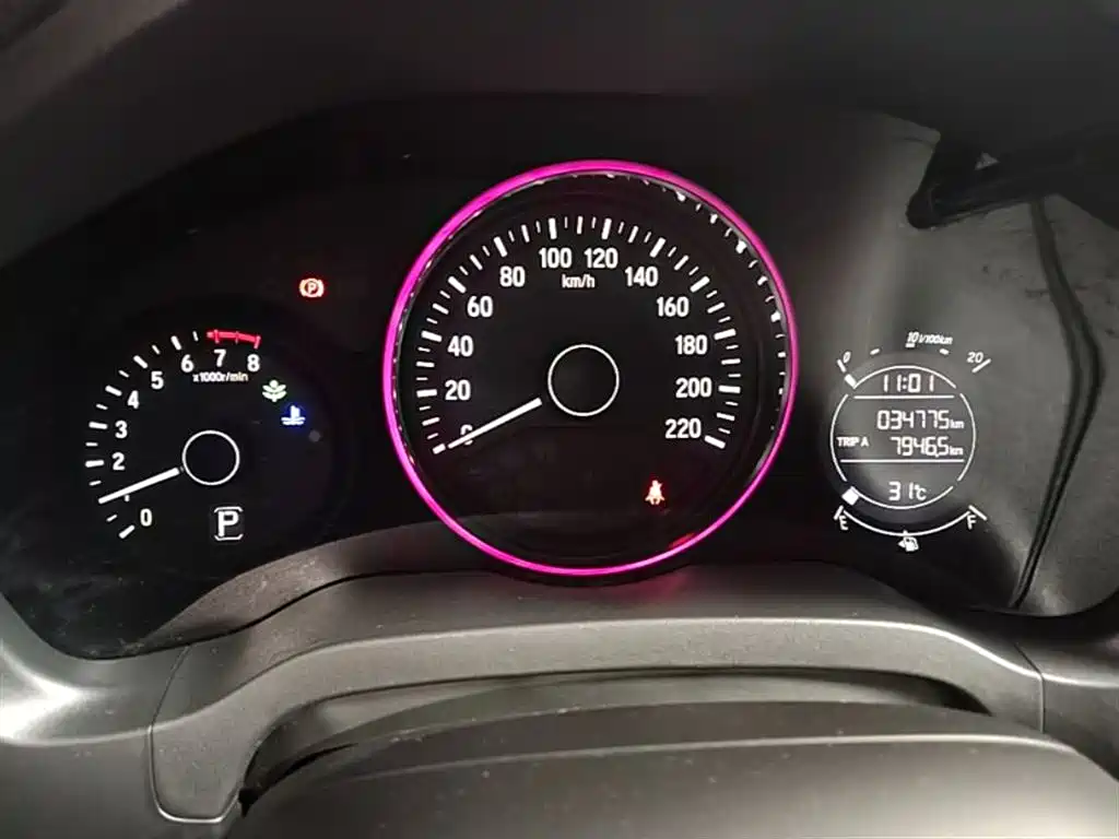 Honda Vezel 2017 — фото 12
