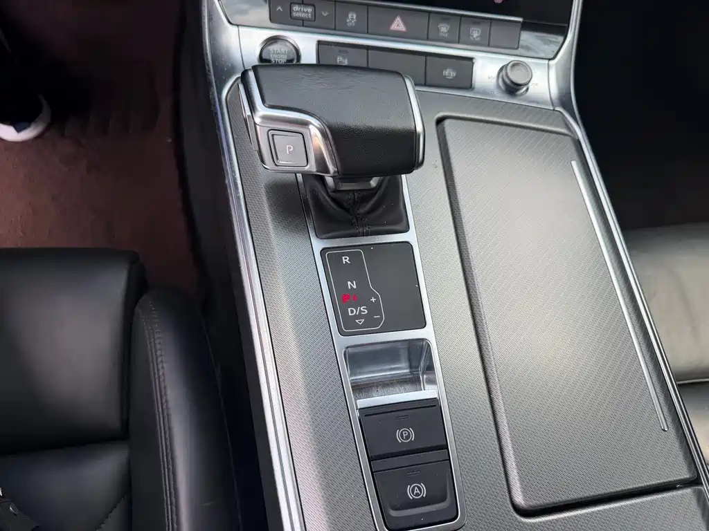 Audi A7 2021 — фото 20