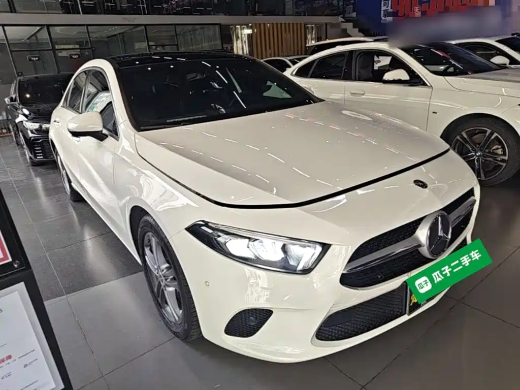 Mercedes-Benz A-Class 2019 — фото 4
