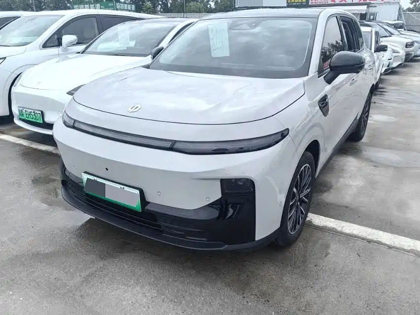 Leapmotor B10 2025