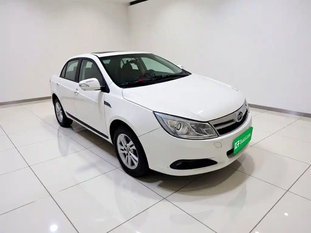 BYD Surui 2014
