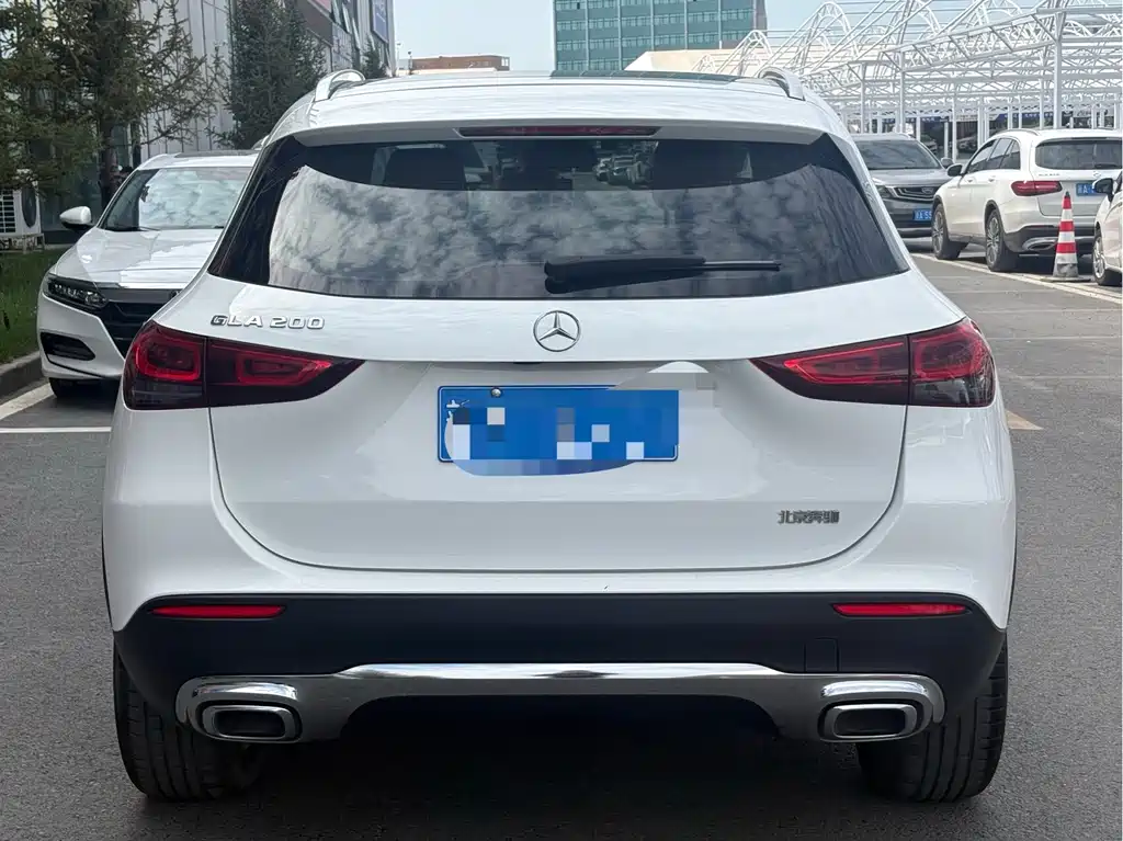 Mercedes-Benz GLA 2023 — фото 8