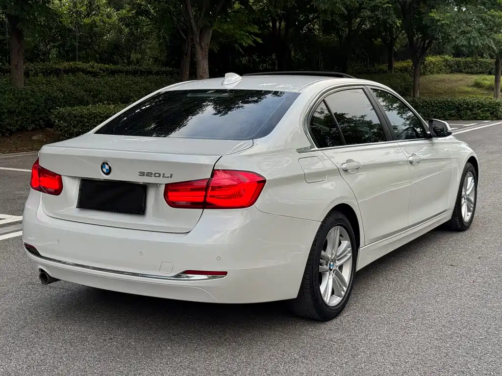 BMW 3 Series 2016