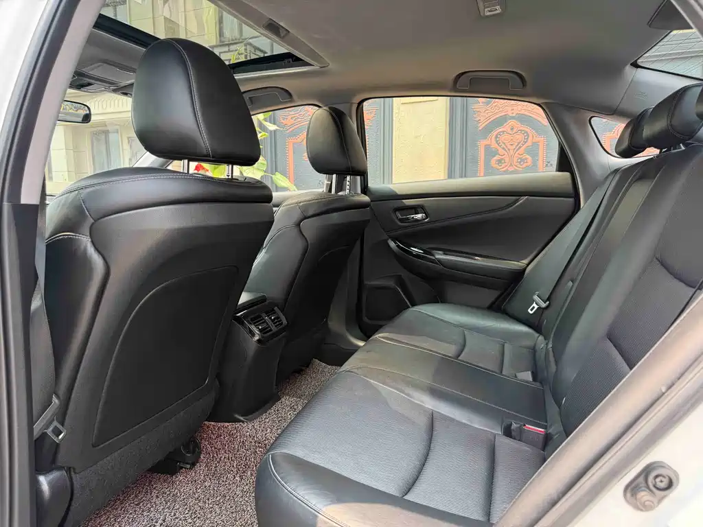 Honda Spirior 2018 — фото 6