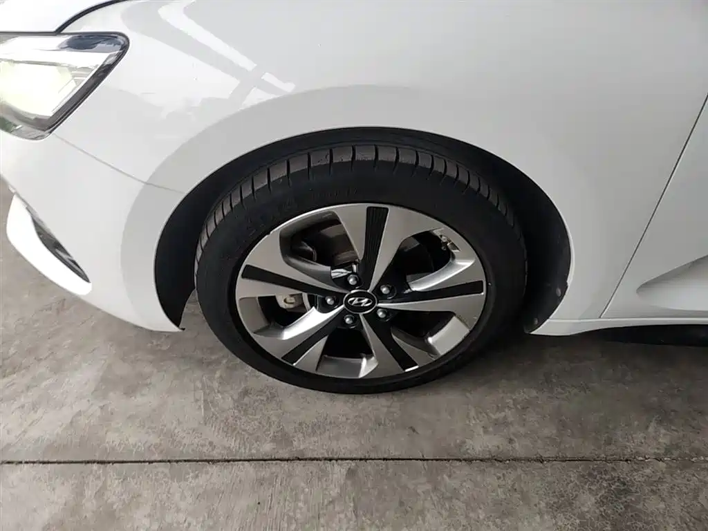 Hyundai Fista 2019 — фото 23