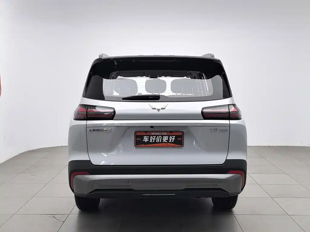 Wuling Starlight 560 New Energy 2025 — фото 4