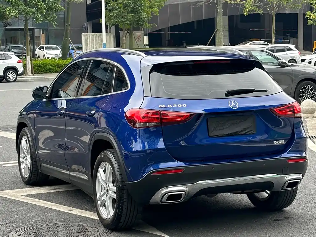 Mercedes-Benz GLA 2021 — фото 19
