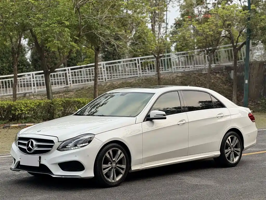 Mercedes-Benz E-Class 2014 — фото 1