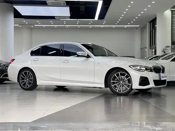 BMW 3 Series 2021