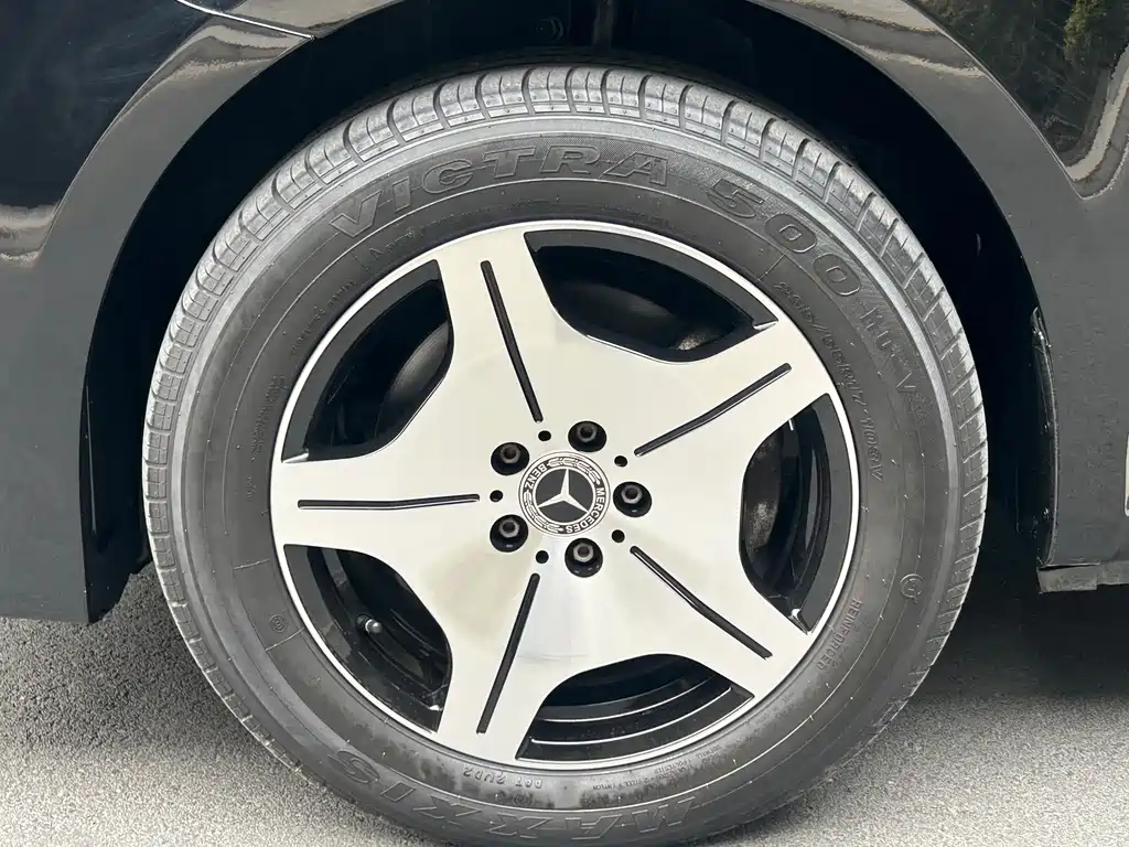 Mercedes-Benz Vito 2023 — фото 25