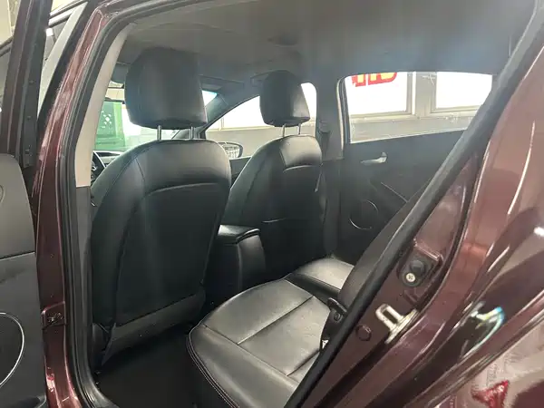Kia K3 2016