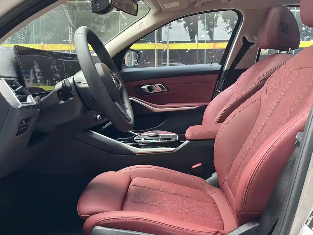 BMW i3 2025