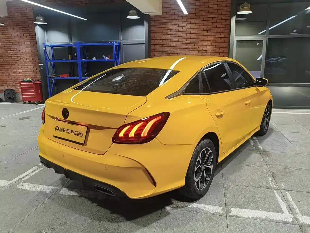 MG MG5 2022