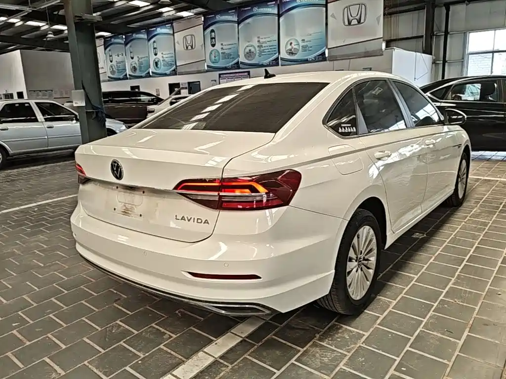 Volkswagen Lavida 2021