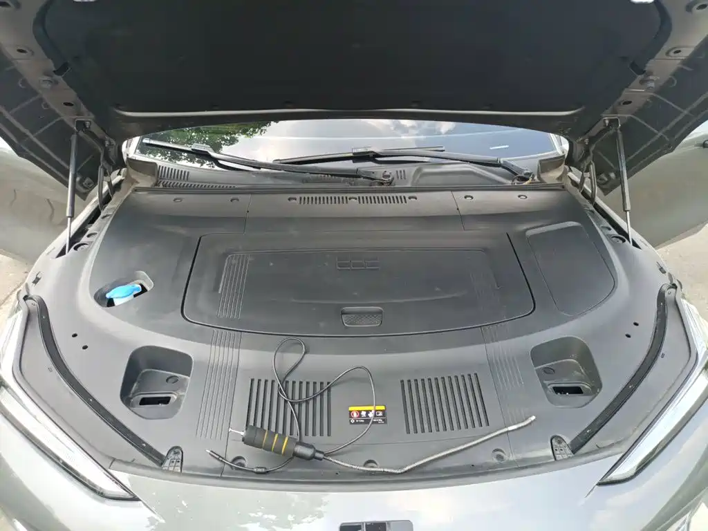 Geely Galaxy E8 2024 — фото 11