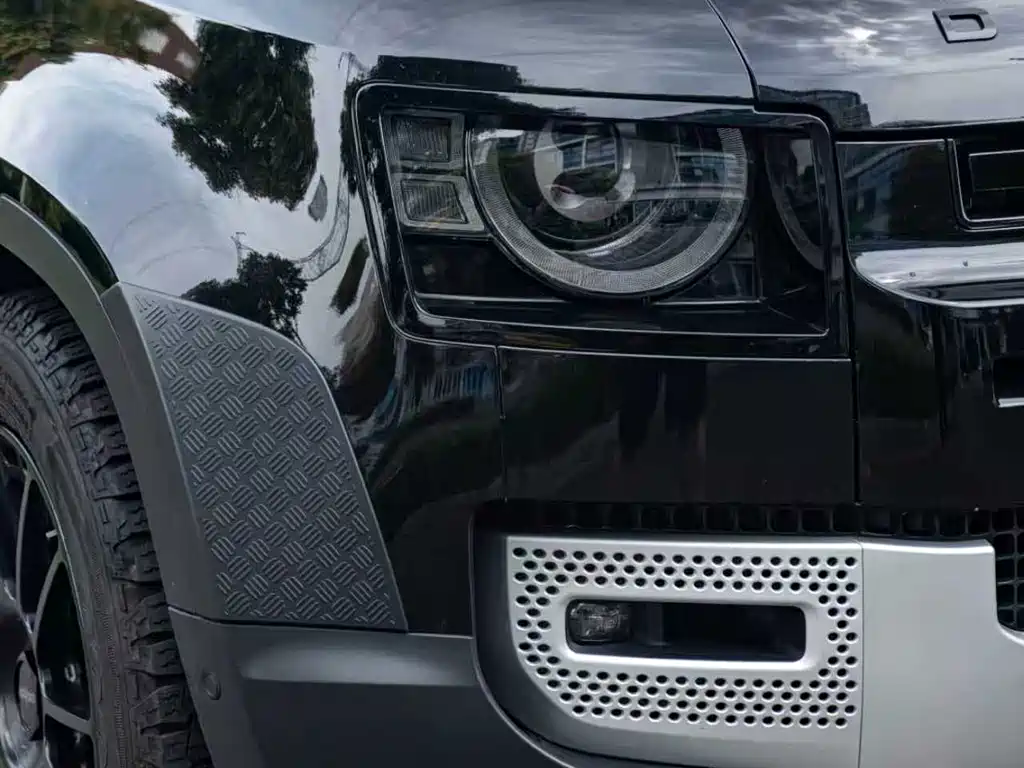 Land Rover Defender 2021 — фото 4
