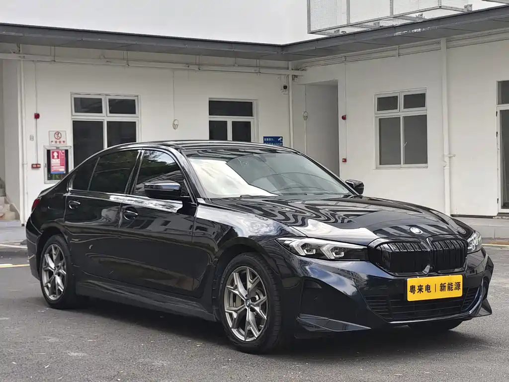 BMW i3 2023