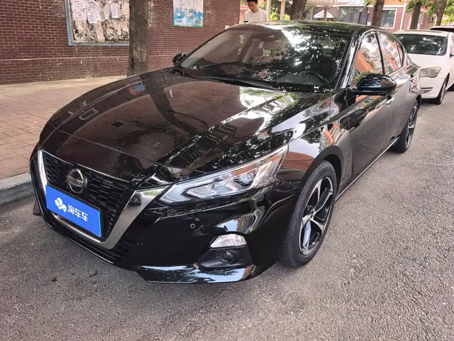 Nissan Teana 2021