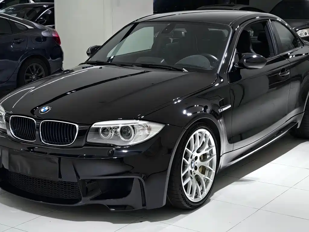 BMW 1 Series M 2012 — фото 3