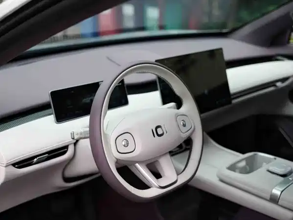 Changan Qiyuan A06 2025