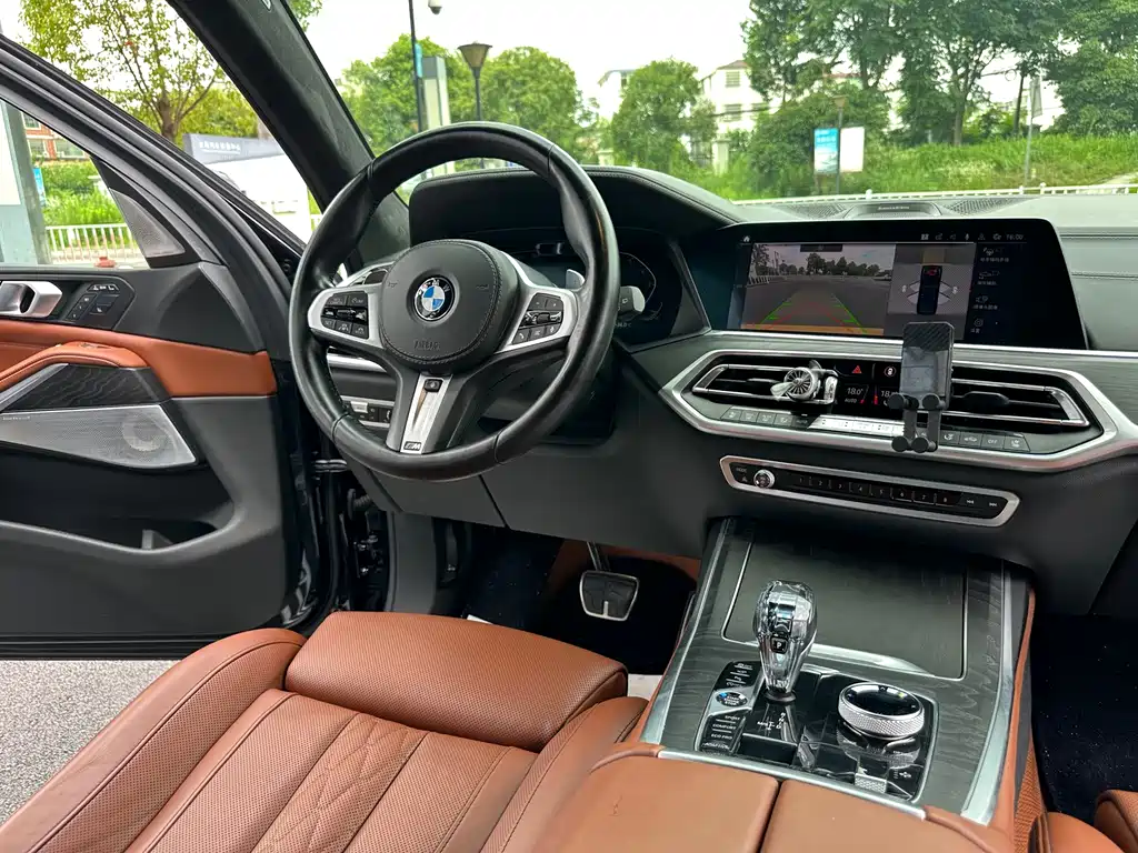 BMW X7 2019 — фото 16