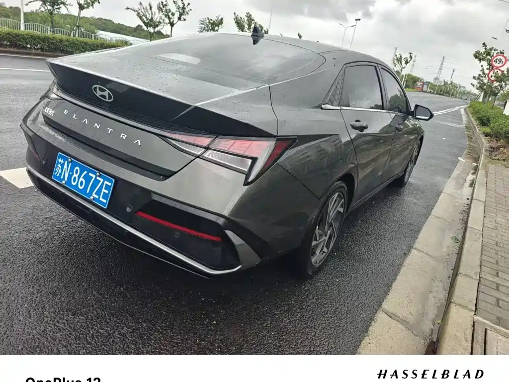 Hyundai Elantra 2023