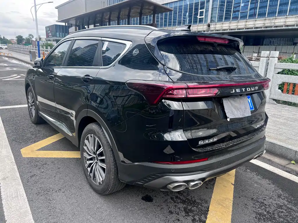 Jetour X70 PLUS 2024 — фото 12