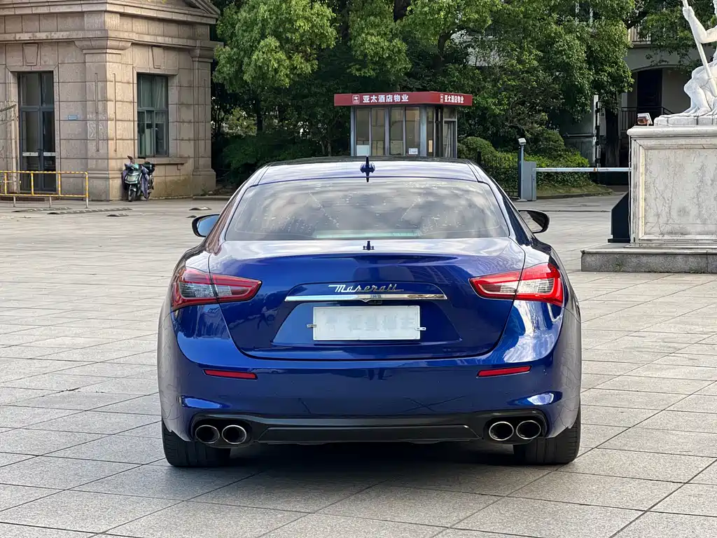 Maserati Ghibli 2018 — фото 8
