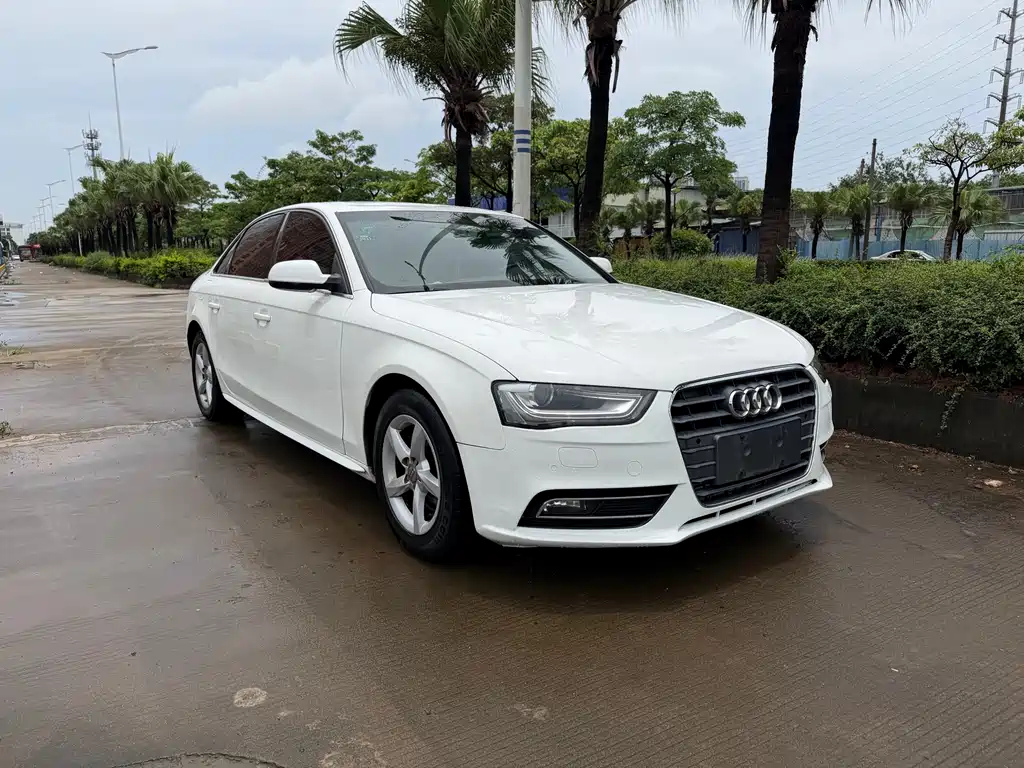 Audi A4L 2015 — фото 3