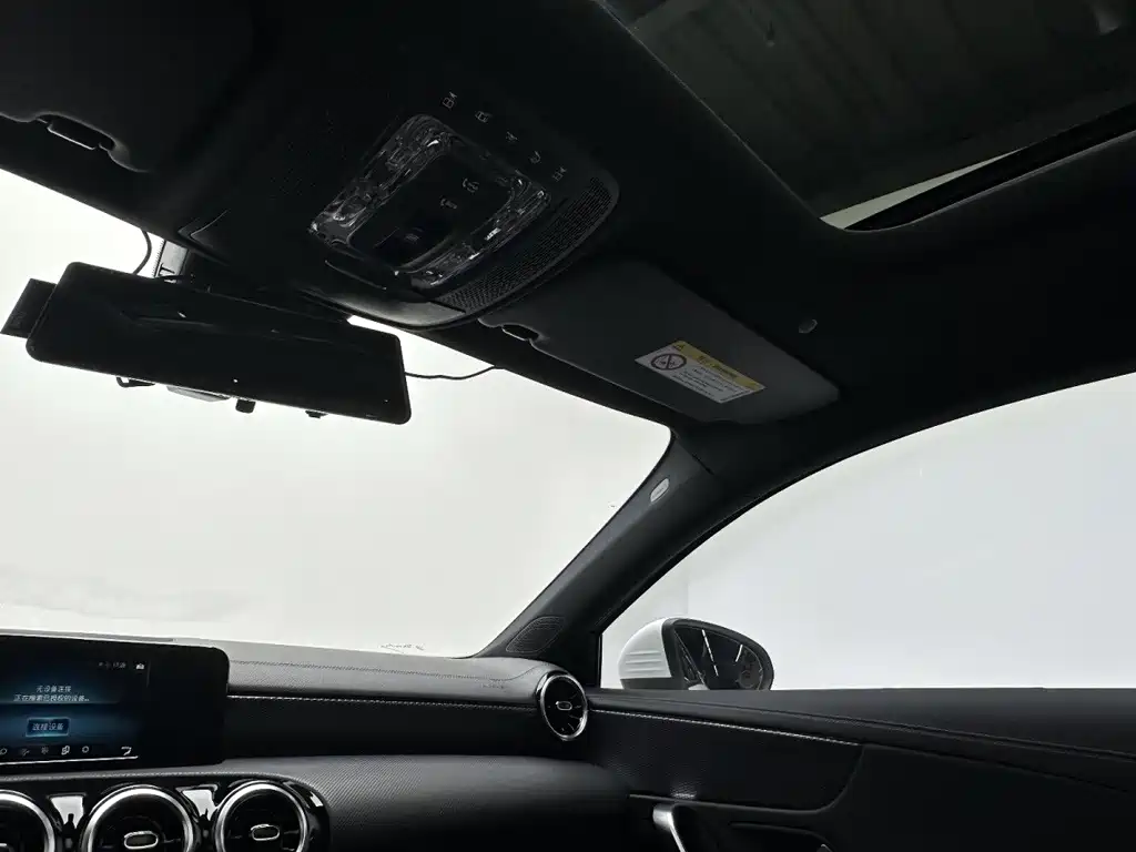 Mercedes-Benz A-Class 2019 — фото 11