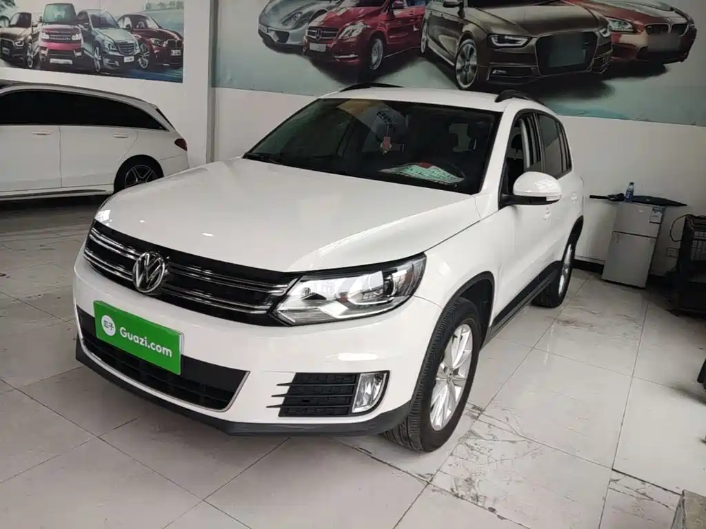 Volkswagen Tiguan 2016 — фото 1