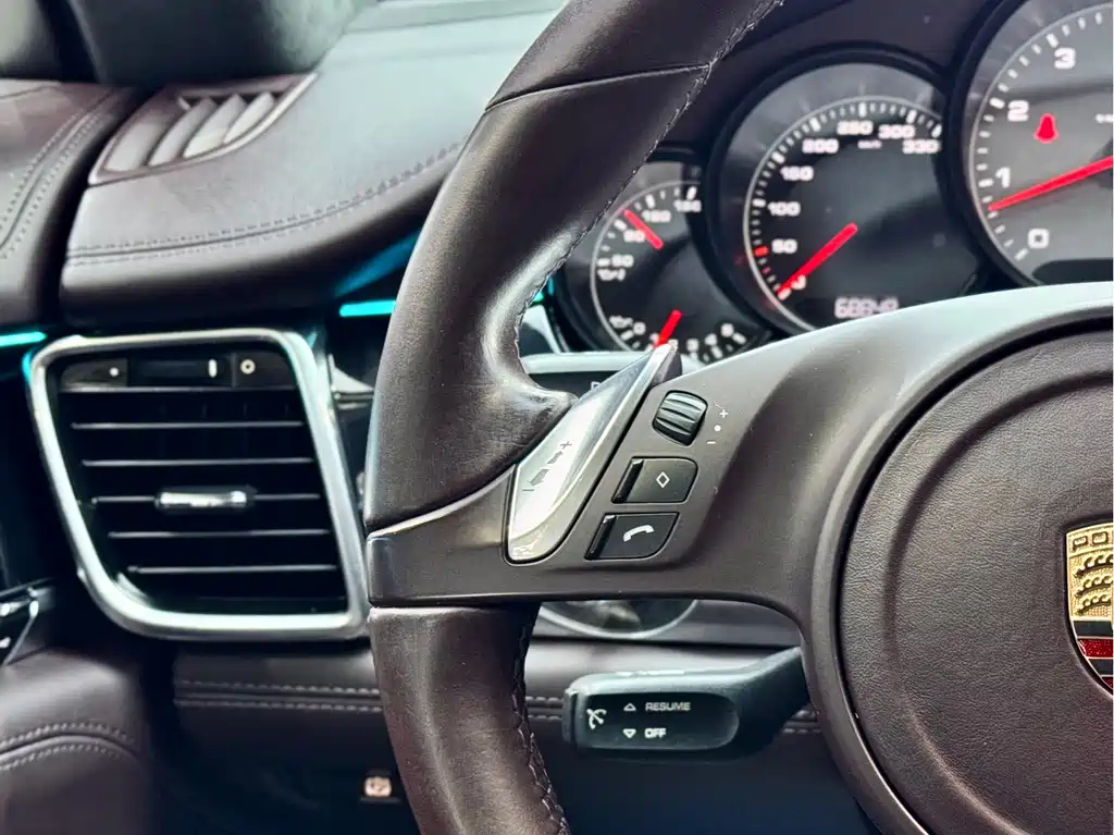 Porsche Panamera 2015 — фото 21